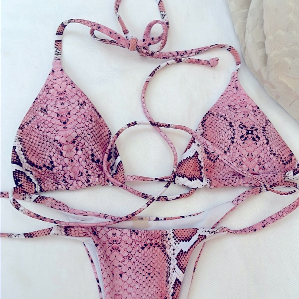 Pink and white python print string bikini sz small